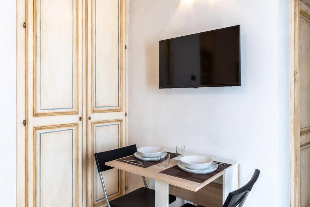 Apartamento Colonne'S Nest - Cozy And Silent With Ac Milán Exterior foto